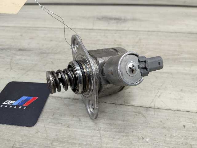 15-20 OEM BMW F80 F82 F83 F87 M2 M3 M4 Engine S55 HPFP High Pressure Fuel Pump
