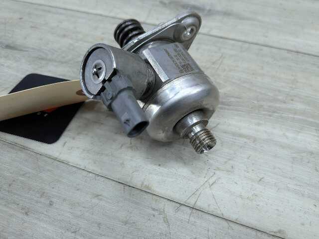 15-20 OEM BMW F80 F82 F83 F87 M2 M3 M4 Engine S55 HPFP High Pressure Fuel Pump