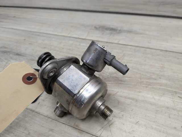 15-20 OEM BMW F80 F82 F83 F87 M2 M3 M4 Engine S55 HPFP High Pressure Fuel Pump