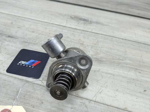 15-20 OEM BMW F80 F82 F83 F87 M2 M3 M4 Engine S55 HPFP High Pressure Fuel Pump