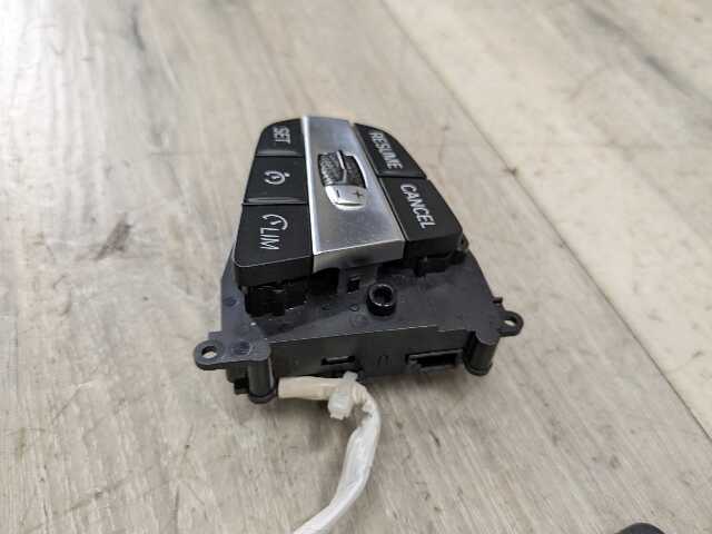OEM BMW G05 G06 X5 X6 G14 G15 840 Steering Wheel Multifunction Switch Buttons