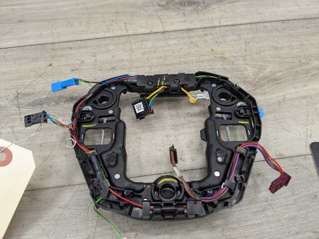 OEM BMW G05 G06 G07 G12 G30 X5 Steering Wheel Vibration Module + Generator Motor
