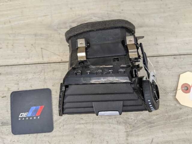 OEM BMW F30 F32 F33 F36 F80 F82 F83 M3 M4 Left Driver Dash AC Air Vent Grille