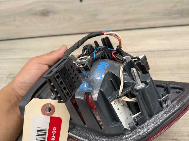 14-17 OEM BMW F82 M4 Pre-LCI Coupe Rear Right Passenger Inner Trunk Tail Light