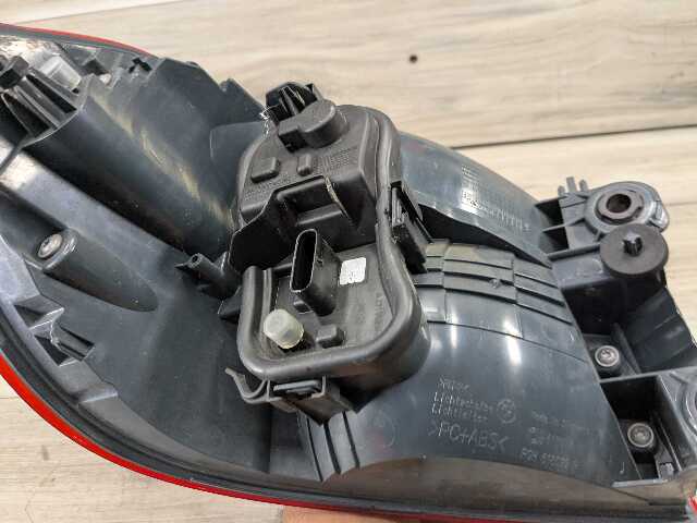 14-17 OEM BMW F32 F33 F36 F82 F83 M4 Rear Right Passenger Outer Tail Light Lamp
