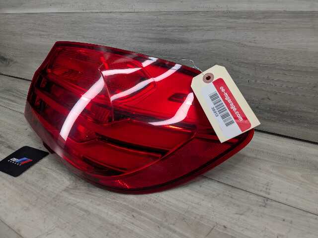 14-17 OEM BMW F32 F33 F36 F82 F83 M4 Rear Right Passenger Outer Tail Light Lamp