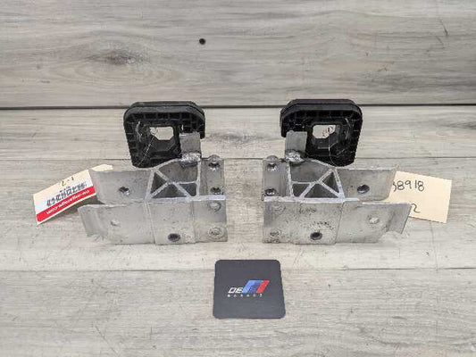 OEM BMW F95 F96 G05 G06 G07 G09 X5 X7 Left Right Bumper Impact Mount Bracket SET