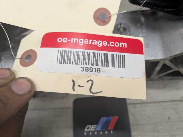 OEM BMW F95 F96 G05 G06 G07 G09 X5 X7 Left Right Bumper Impact Mount Bracket SET