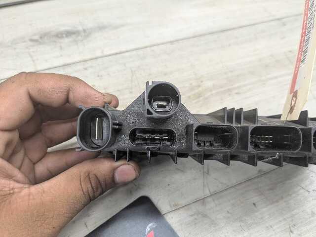 OEM BMW G05 G06 G07 G20 G22 G23 G30 Integrated Power Supply Computer Module Unit