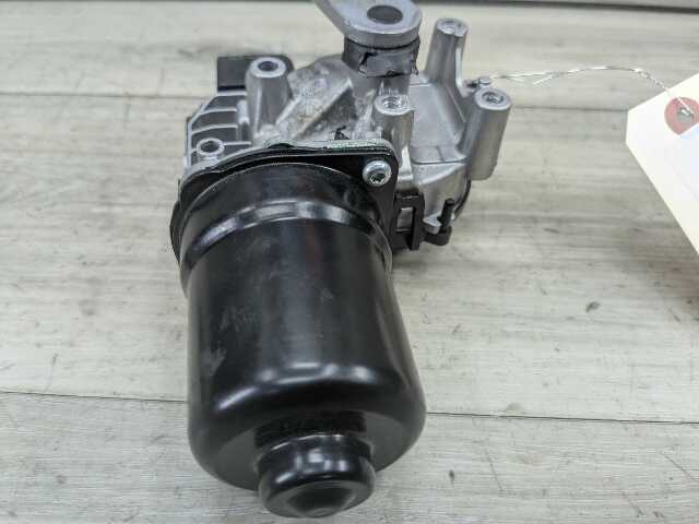 19-25 OEM BMW G05 G06 G06 X5 X6 X7 Front Windshield Wiper Motor