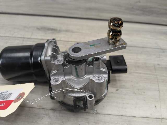 19-25 OEM BMW G05 G06 G06 X5 X6 X7 Front Windshield Wiper Motor
