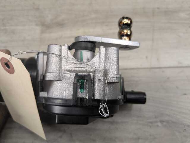 19-25 OEM BMW G05 G06 G06 X5 X6 X7 Front Windshield Wiper Motor