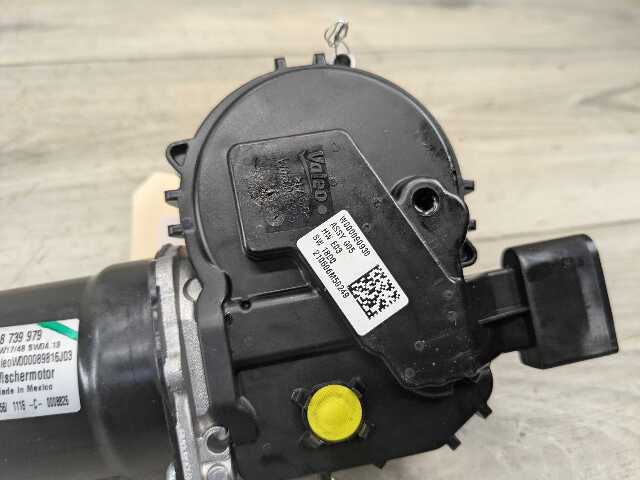 19-25 OEM BMW G05 G06 G06 X5 X6 X7 Front Windshield Wiper Motor