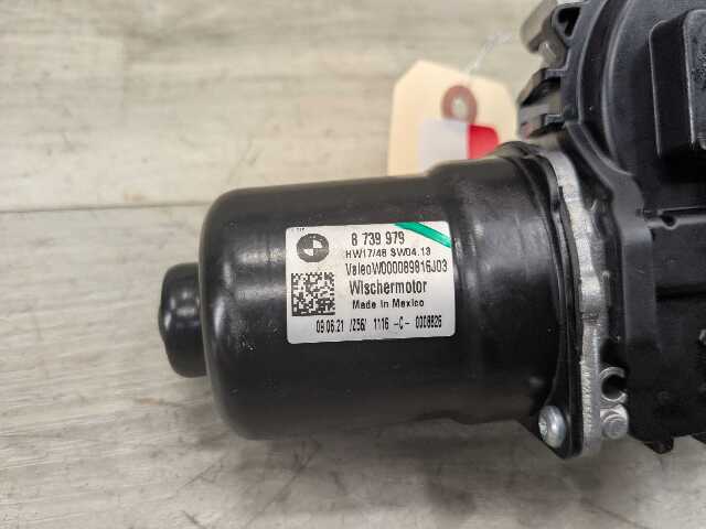 19-25 OEM BMW G05 G06 G06 X5 X6 X7 Front Windshield Wiper Motor