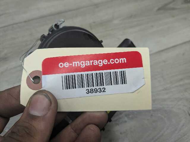 19-25 OEM BMW G05 G06 G06 X5 X6 X7 Front Windshield Wiper Motor