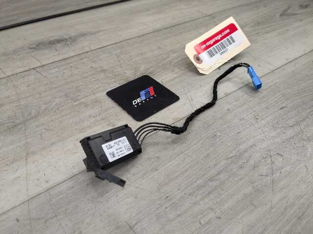 OEM BMW E82 E84 E88 E90 E92 E93 Steering Wheel Heater Electronics Control Module
