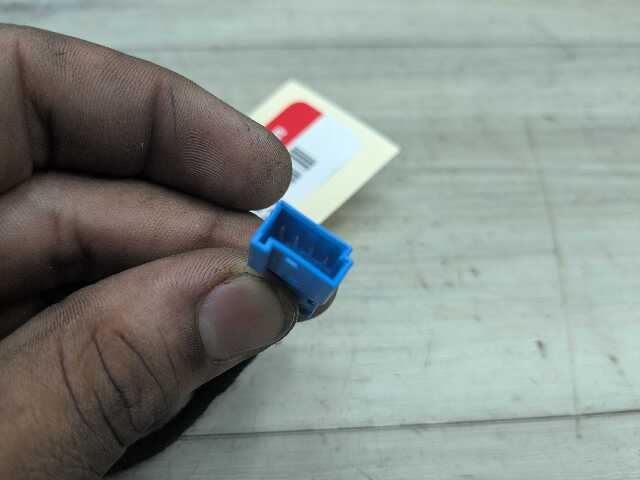 OEM BMW E82 E84 E88 E90 E92 E93 Steering Wheel Heater Electronics Control Module