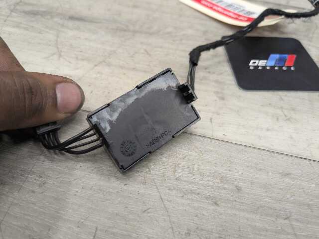 OEM BMW E82 E84 E88 E90 E92 E93 Steering Wheel Heater Electronics Control Module