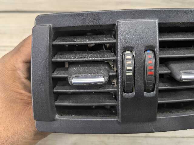 OEM BMW F22 F30 F32 F36 F80 F82 M3 M4 Rear AC Air Vent Trim Cover Panel Black