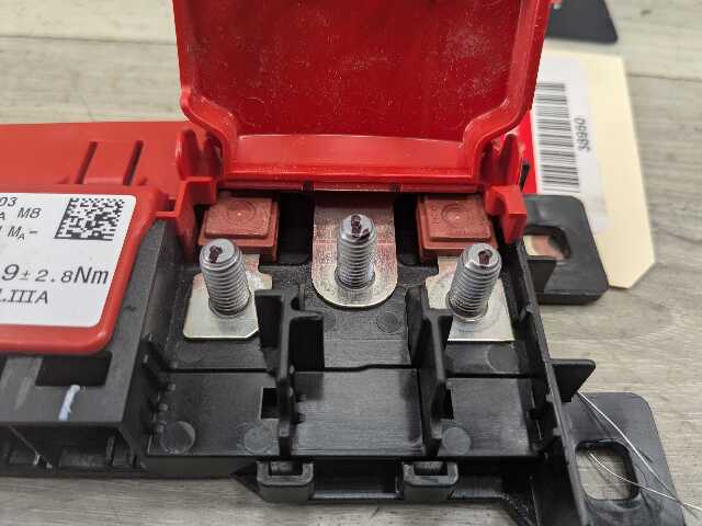OEM BMW G05 G06 G07 X5 X7 Rear Battery Junction B+ Power Fuse box Distribution