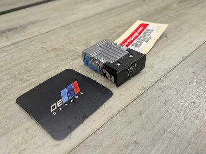 OEM BMW F44 F48 F97 G01 G05 G12 G20 G30 G80 USB Dual Type C Charger Port Socket