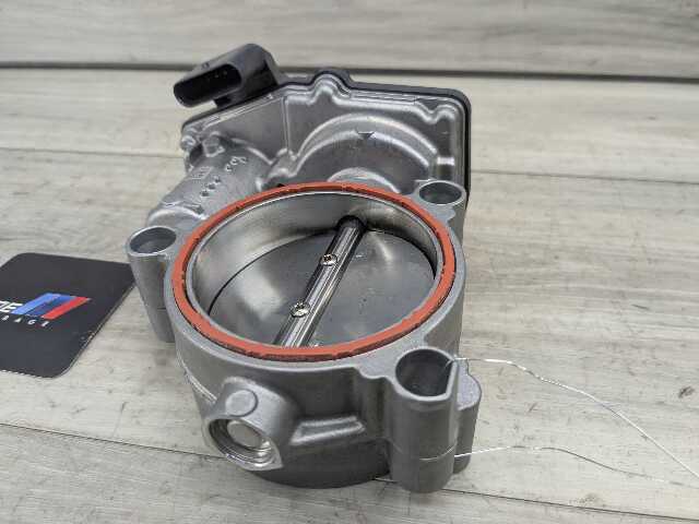 18-24 OEM BMW G01 G05 G12 G20 G22 G23 G26 G30 Engine B58 Throttle Body Actuator