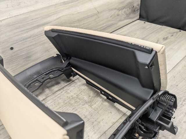 19-23 OEM BMW G05 X5 Center Console Storage Compartment Armrest Leather Coffee