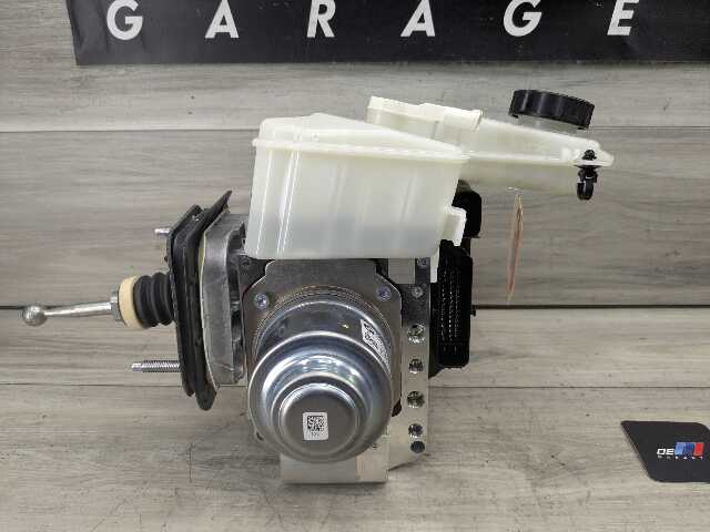 19-25 OEM BMW G05 G06 G07 X5 Master Cylinder Hydraulic ABS Brake Pump Booster