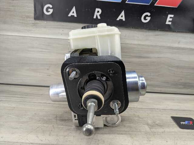 19-25 OEM BMW G05 G06 G07 X5 Master Cylinder Hydraulic ABS Brake Pump Booster