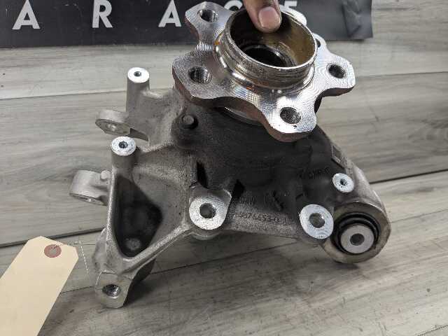 OEM BMW G05 G06 G07 X5 X6 X7 Rear Left Driver Side Hub Spindle Knuckle Bearing