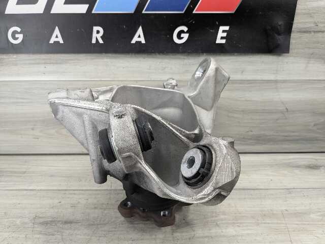 OEM BMW G05 G06 G07 X5 X6 X7 Rear Left Driver Side Hub Spindle Knuckle Bearing