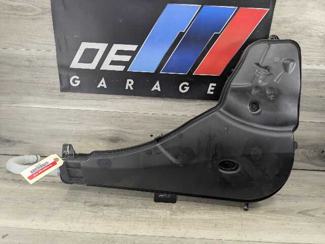 OEM BMW F95 F96 G05 G06 G07 X5 X6 X7 Windshield Washer Bottle Reservoir Tank