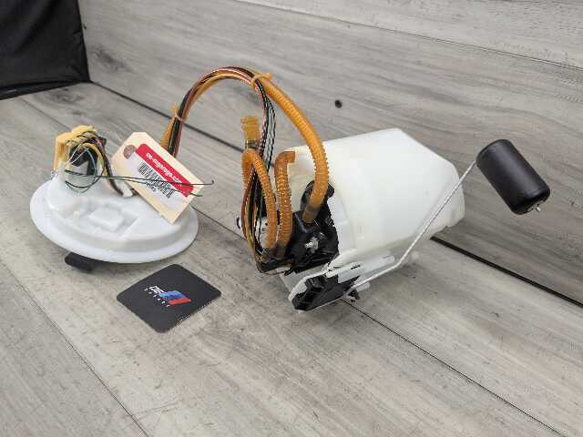19-25 OEM BMW G05 G06 G07 X5 X6 X7 Rear Gas Tank Fuel Pump Sending Unit B58