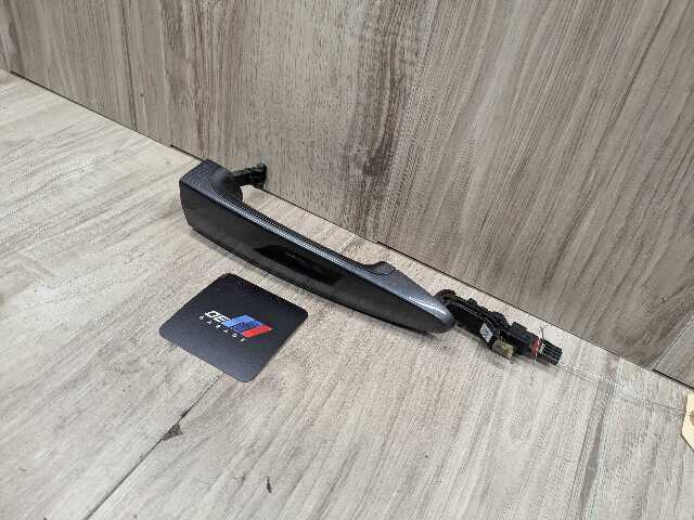 OEM BMW F30 F32 F80 F82 Front Right Passenger Door Handle COMFORT ACCESS Gray