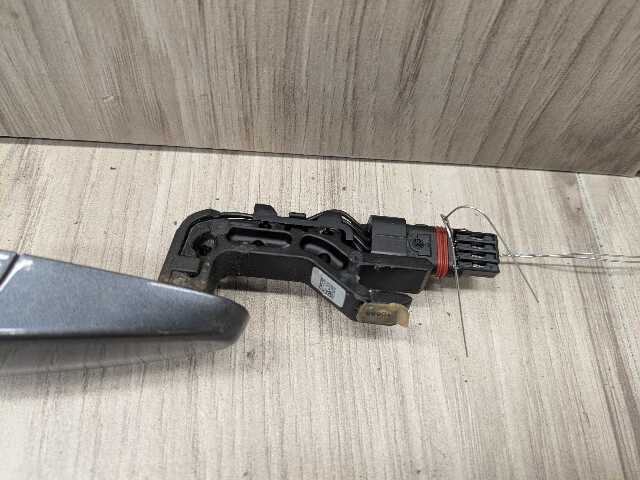 OEM BMW F30 F32 F80 F82 Front Right Passenger Door Handle COMFORT ACCESS Gray