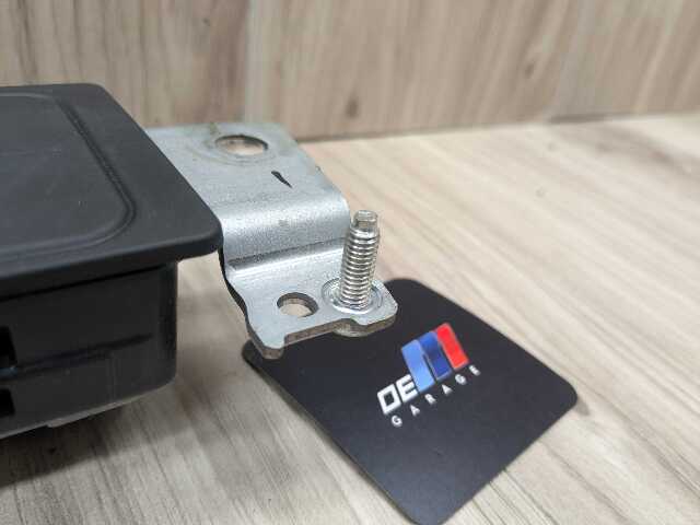 OEM BMW F22 F30 F32 F33 F36 F80 F82 Front Right Passenger Knee Lower Dash Airbag