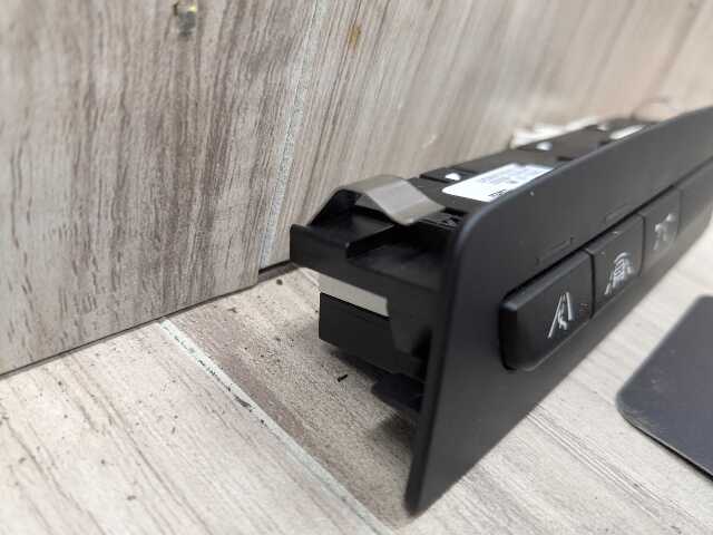 OEM BMW F30 F32 F33 F36 F80 M4 Lane Assistance Departure Driver Control Switch