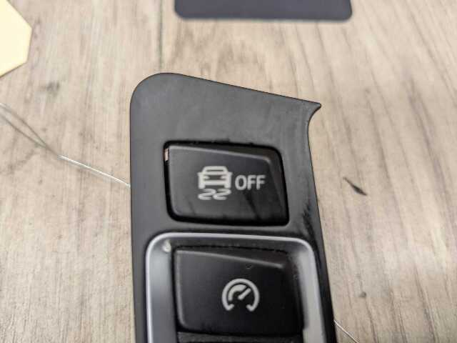 OEM BMW F80 F82 F83 M3 M4 Center Operating DSC Traction Center Console Switch