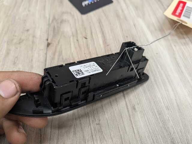 OEM BMW F80 F82 F83 M3 M4 Center Operating DSC Traction Center Console Switch