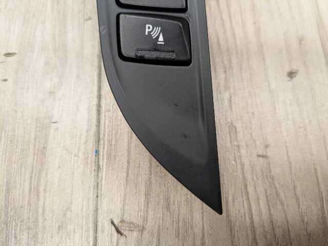 OEM BMW F80 F82 F83 M3 M4 Center Operating DSC Traction Center Console Switch