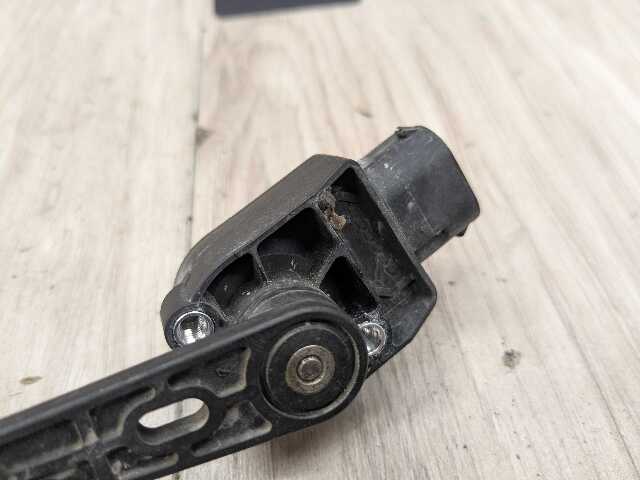 OEM BMW F10 F22 F30 F32 F36 F80 F82 M4 Front Rear Left Right Height Level Sensor