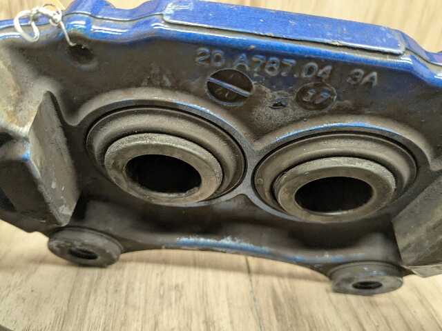 OEM BMW F22 F23 F30 F32 F33 F36 FRONT Right Passenger Brake Caliper BREMBO Blue
