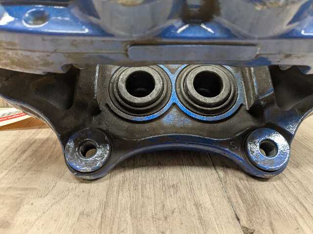 OEM BMW F22 F23 F30 F32 F33 F36 FRONT Right Passenger Brake Caliper BREMBO Blue