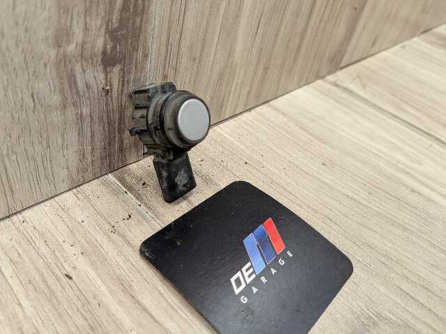 OEM BMW F22 F30 F32 F36 F80 F82 F83 M3 Bumper PDC Parking Distance Sensor Silver