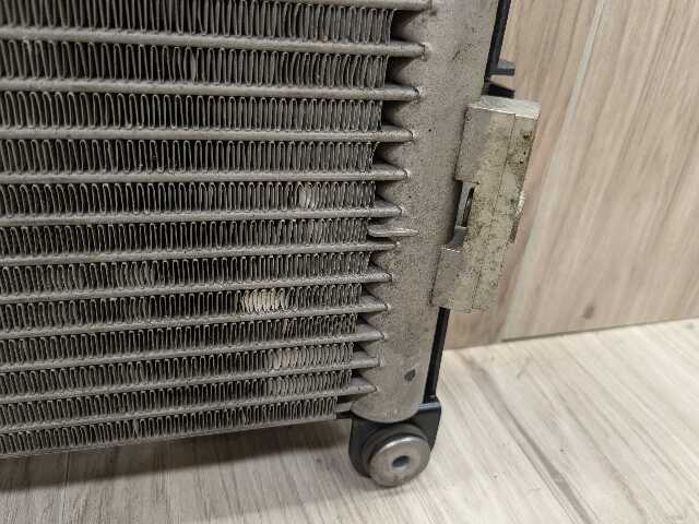 12-15 OEM BMW F22 F30 F32 F34 F36 Right Passenger Engine Oil Cooler Radiator