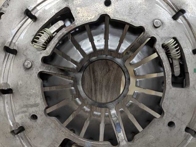 OEM BMW E82 E84 E88 E90 E92 E93 F10 F25 F30 F32 F33 F36 Flywheel Clutch Complete