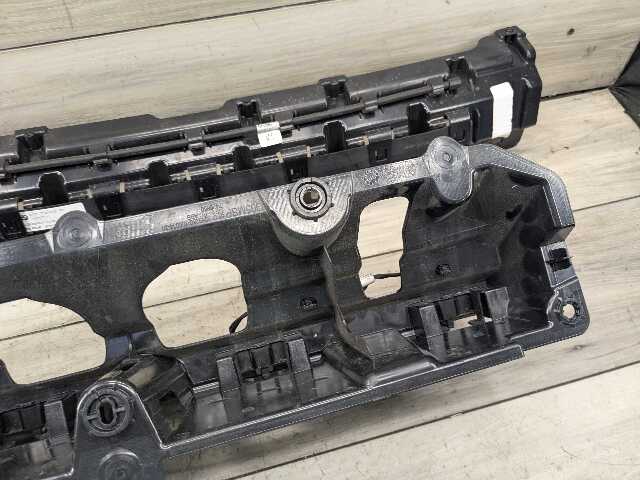 19-25 BMW G05 X5 REAR Bumper Middle Center Guide Mount Support Bracket PAIR