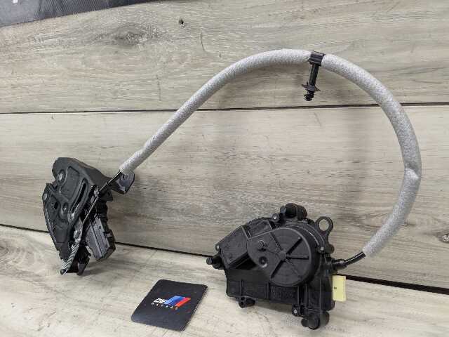 19-25 OEM BMW F95 G05 G07 X5 Tailgate Right Passenger Lower Latch Lock Actuator