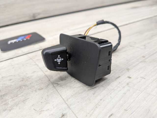 OEM BMW F90 G05 G06 G07 G11 G12 G30 Steering Wheel Column Adjust Control Switch