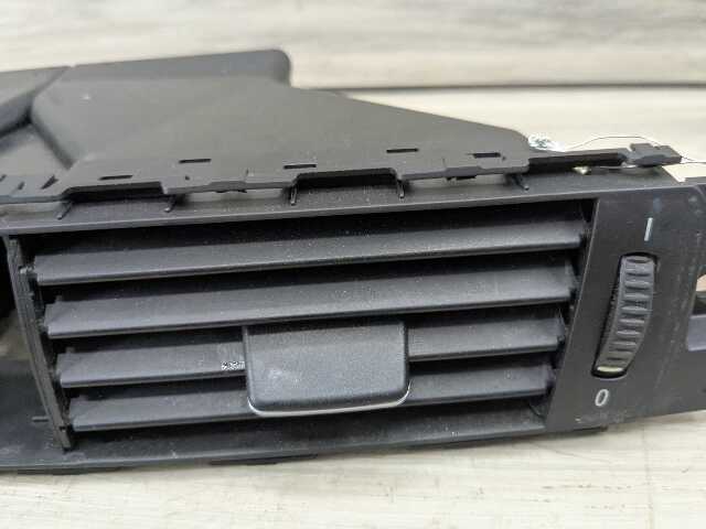 06-13 OEM BMW E90 E91 E92 E93 M3 Dashboard Center AC Air Vent Grille Trim
